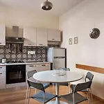 Apartman Casa Clara - Fino A 10 Posti Letto In Centro Ad - Italywego