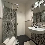شقة Casa Clara - Fino A 10 Posti Letto In Centro Ad - Italywego *
