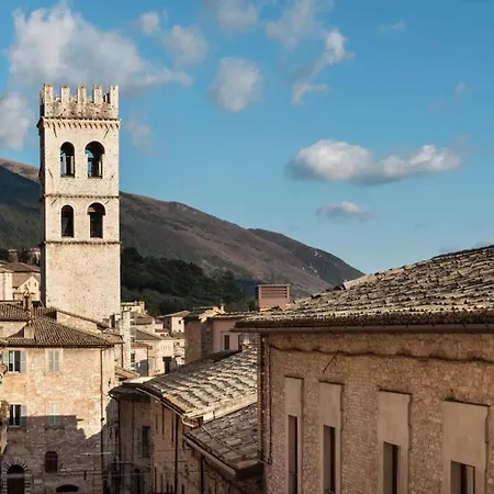 Casa Clara - Fino A 10 Posti Letto In Centro Ad - Italywego Apartman Assisi