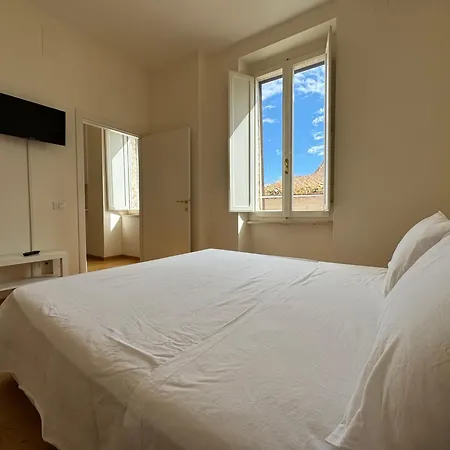 Casa Clara - Fino A 10 Posti Letto In Centro Ad - Italywego Apartament *