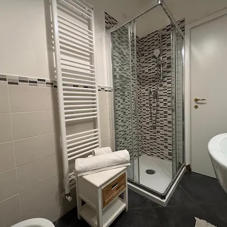 Casa Clara - Fino A 10 Posti Letto In Centro Ad - Italywego *