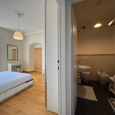 Casa Clara - Fino A 10 Posti Letto In Centro Ad - Italywego Appartement *