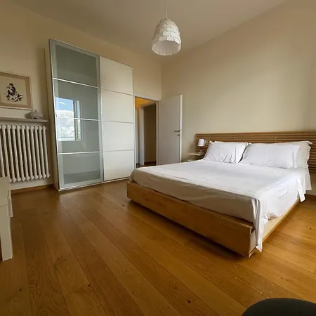 Casa Clara - Fino A 10 Posti Letto In Centro Ad - Italywego Appartement *