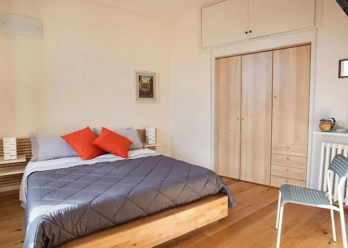 Apartamento Casa Clara - Fino A 10 Posti Letto In Centro Ad - Italywego *
