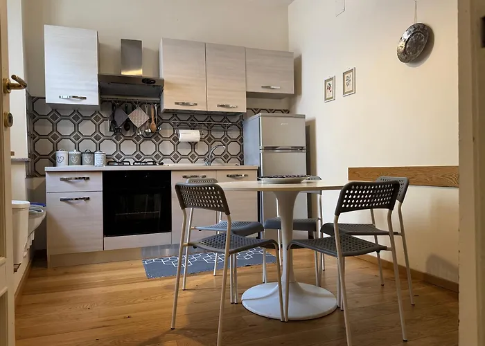 Casa Clara - Fino A 10 Posti Letto In Centro Ad - Italywego *