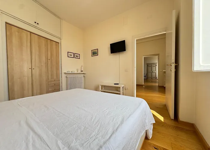 Casa Clara - Fino A 10 Posti Letto In Centro Ad - Italywego Apartment