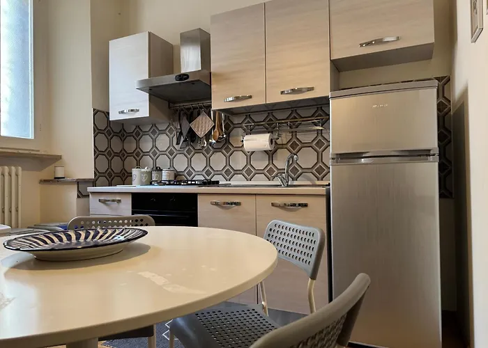 Apartment Casa Clara - Fino A 10 Posti Letto In Centro Ad - Italywego *