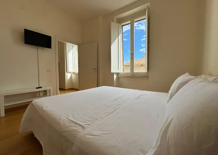 Casa Clara - Fino A 10 Posti Letto In Centro Ad - Italywego Apartment *