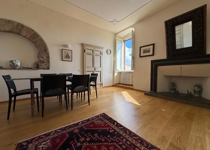 Apartment Casa Clara - Fino A 10 Posti Letto In Centro Ad - Italywego *