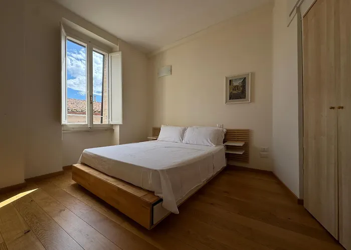 Apartment Casa Clara - Fino A 10 Posti Letto In Centro Ad - Italywego Assisi