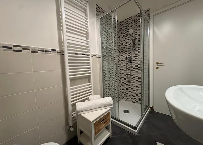 Casa Clara - Fino A 10 Posti Letto In Centro Ad - Italywego *